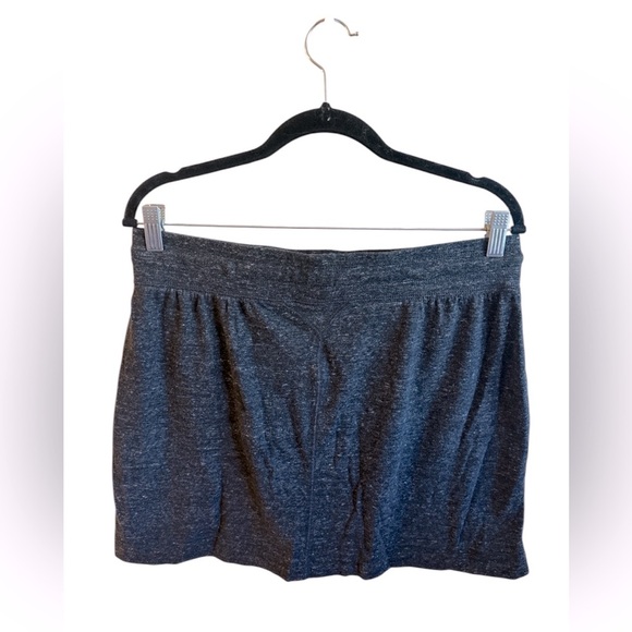 Nike Athletic Skirt Size Large Elastic Waistband Washed Black Side Pockets - Picture 4 of 9